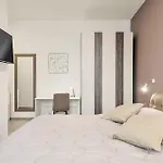 بيت ضيافة 501 - لا سبيتسْيا