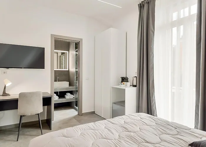 501 - Konukevi La Spezia