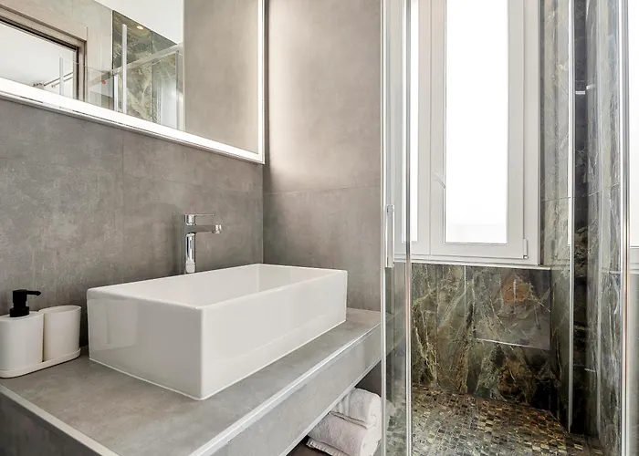 501 - Konukevi La Spezia